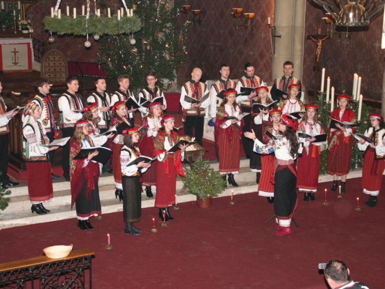 Konzert des ukrainisch griechisch-katholischen Jugendchores Hosanna