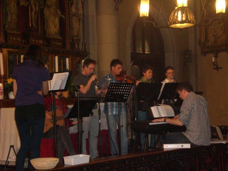 Messe mit der Musikgruppe Feierwerk