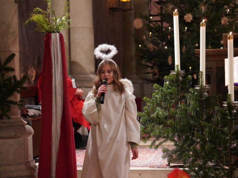 Vom Engel der immer zu spät kam - Weihnachtsgottesdienst mit Krippenspiel